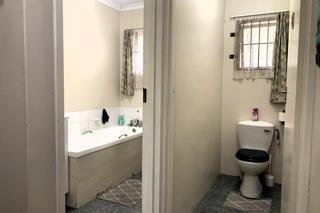 2 Bedroom Property for Sale in Waterfall KwaZulu-Natal