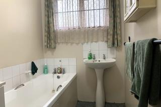 2 Bedroom Property for Sale in Waterfall KwaZulu-Natal