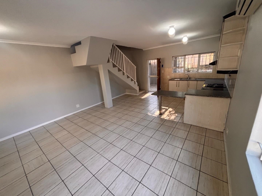 To Let 2 Bedroom Property for Rent in Malvern KwaZulu-Natal
