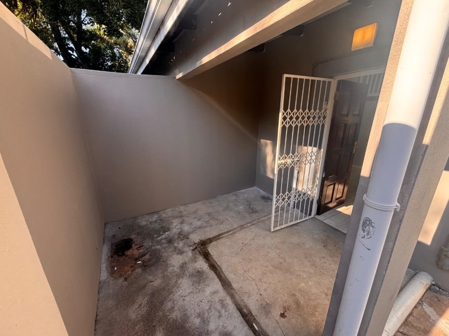 To Let 3 Bedroom Property for Rent in Malvern KwaZulu-Natal