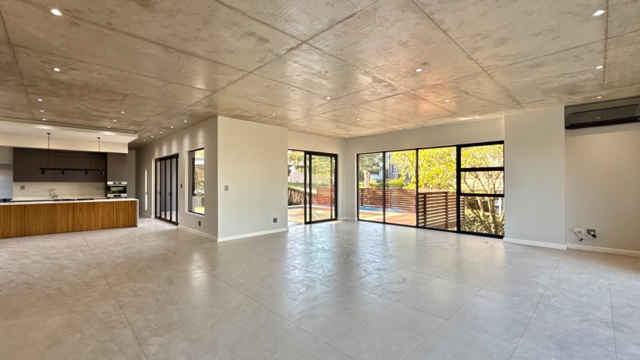 To Let 5 Bedroom Property for Rent in Palm Lakes Estate KwaZulu-Natal