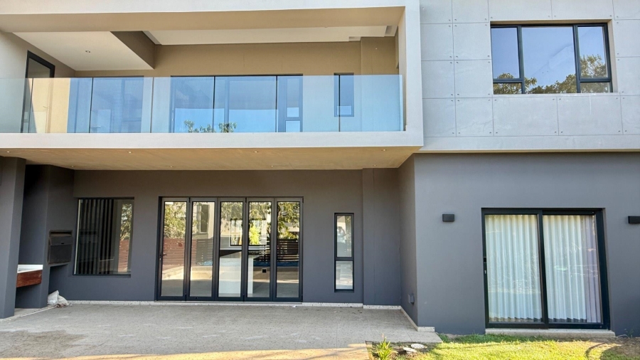To Let 5 Bedroom Property for Rent in Palm Lakes Estate KwaZulu-Natal