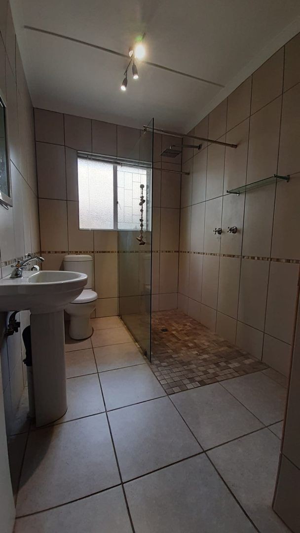 To Let 3 Bedroom Property for Rent in Howick North KwaZulu-Natal
