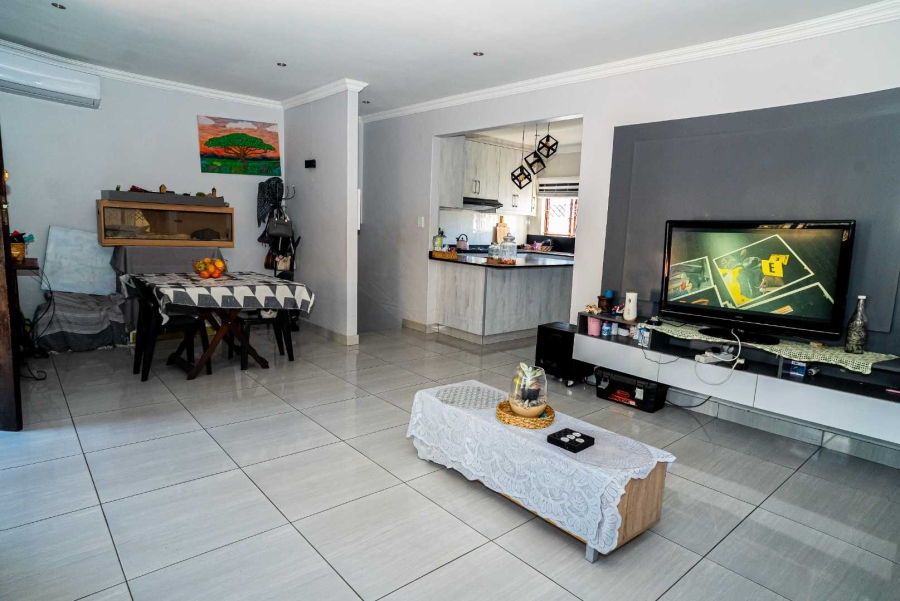 3 Bedroom Property for Sale in Greenwood Park KwaZulu-Natal