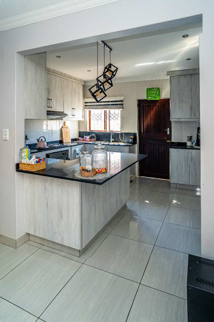 3 Bedroom Property for Sale in Greenwood Park KwaZulu-Natal
