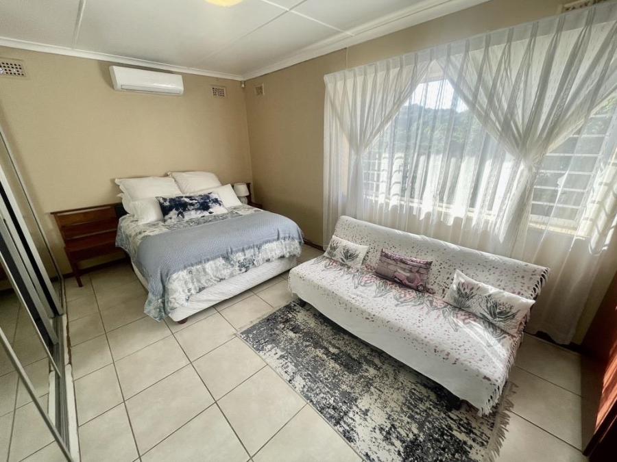 To Let 4 Bedroom Property for Rent in La Lucia KwaZulu-Natal