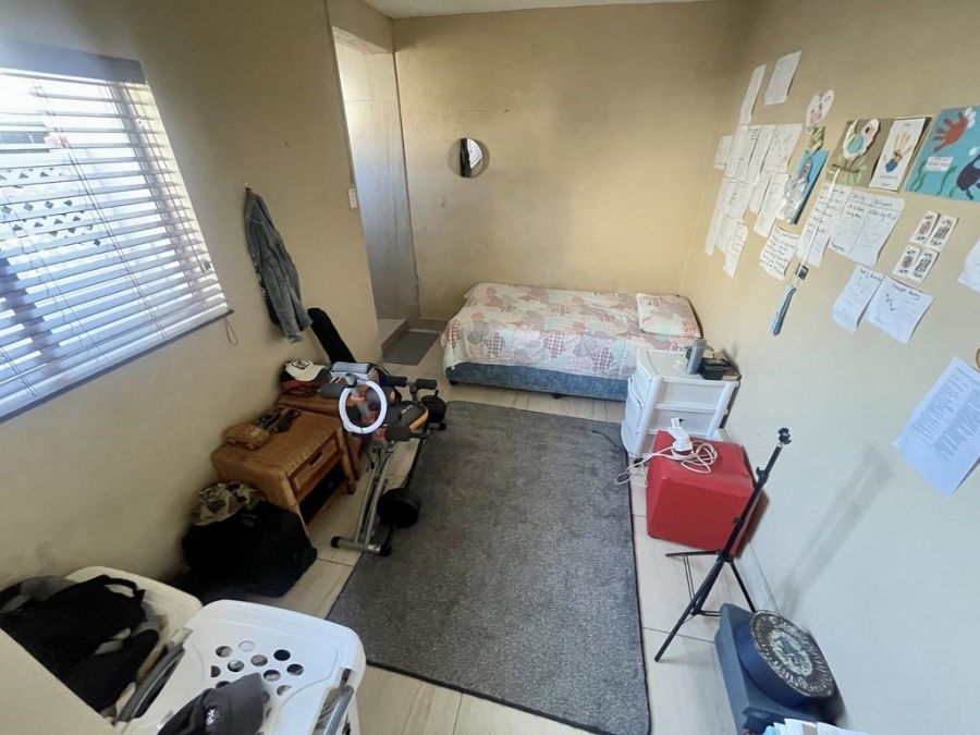 To Let 4 Bedroom Property for Rent in La Lucia KwaZulu-Natal