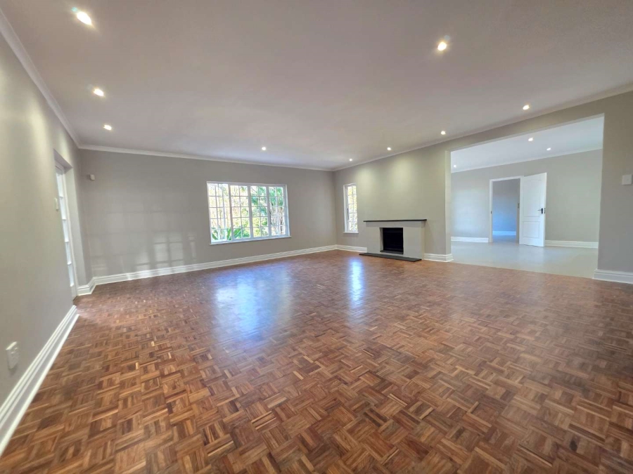 4 Bedroom Property for Sale in Kloof KwaZulu-Natal