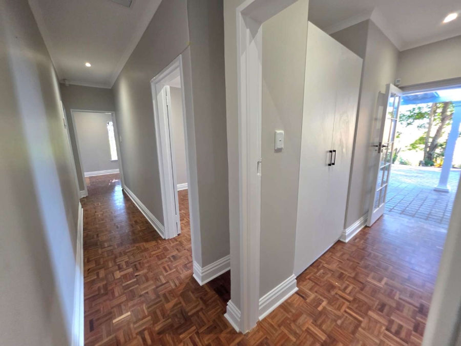 4 Bedroom Property for Sale in Kloof KwaZulu-Natal