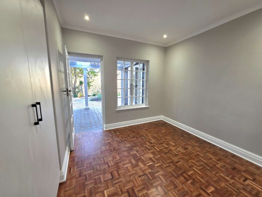 4 Bedroom Property for Sale in Kloof KwaZulu-Natal
