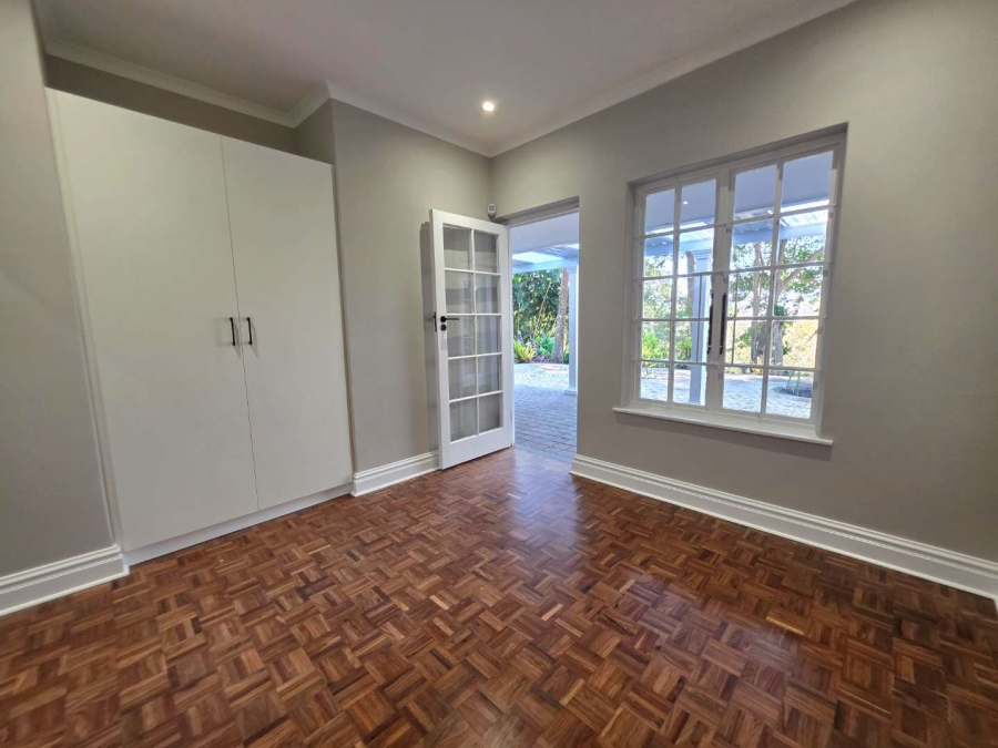 4 Bedroom Property for Sale in Kloof KwaZulu-Natal