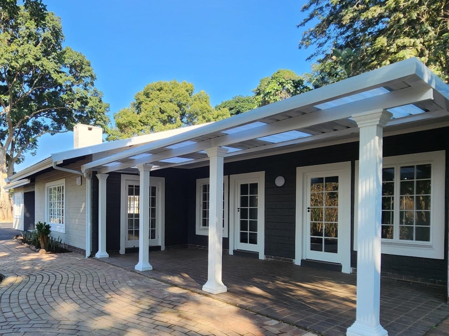 4 Bedroom Property for Sale in Kloof KwaZulu-Natal