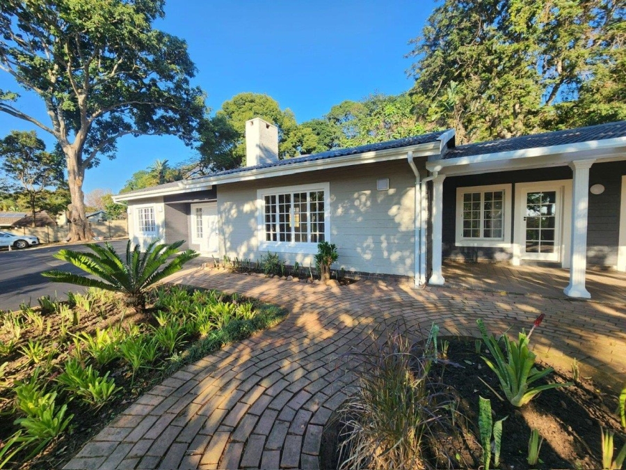 4 Bedroom Property for Sale in Kloof KwaZulu-Natal