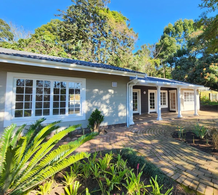 4 Bedroom Property for Sale in Kloof KwaZulu-Natal