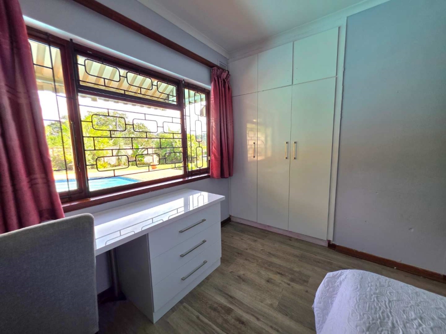 6 Bedroom Property for Sale in Northdene KwaZulu-Natal