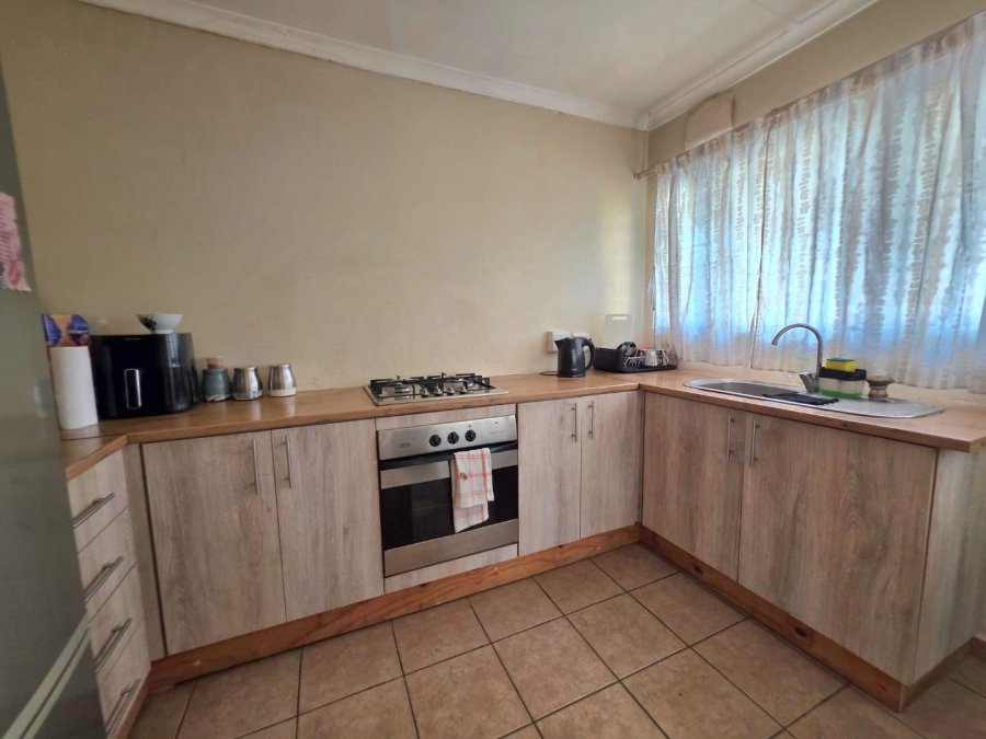 6 Bedroom Property for Sale in Northdene KwaZulu-Natal