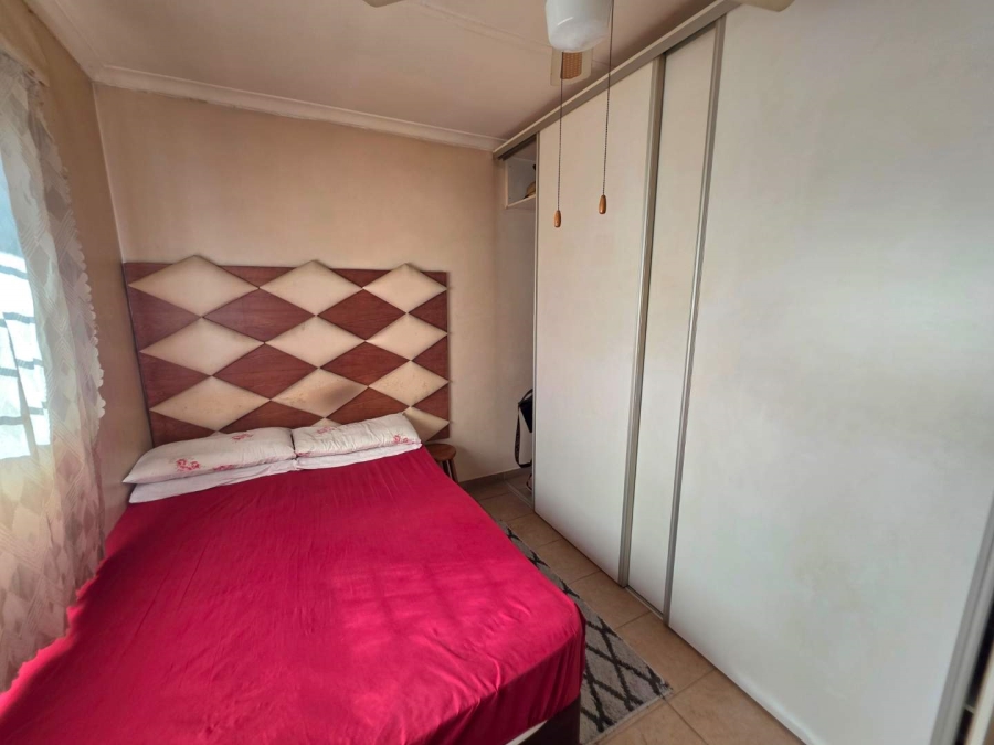 6 Bedroom Property for Sale in Northdene KwaZulu-Natal