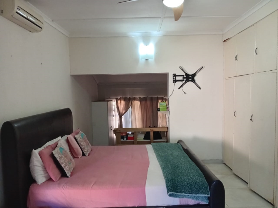 4 Bedroom Property for Sale in Meer En See KwaZulu-Natal