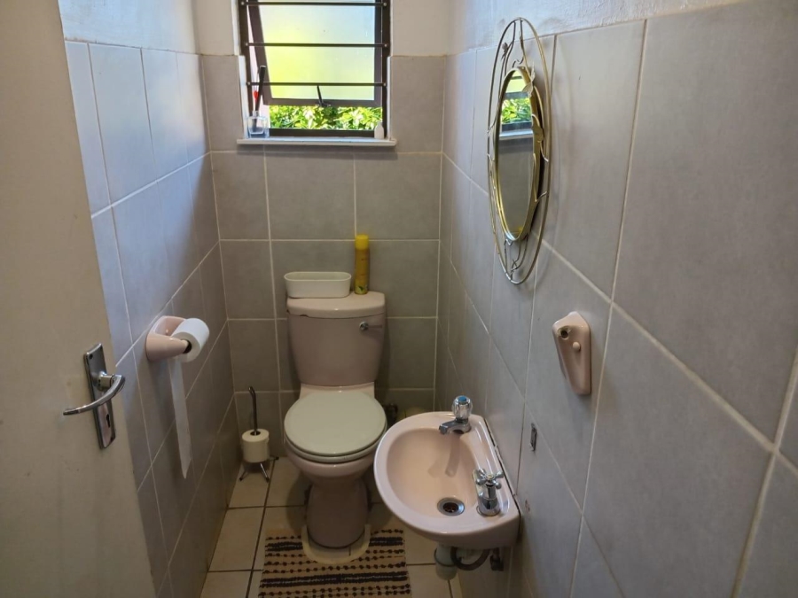 4 Bedroom Property for Sale in Meer En See KwaZulu-Natal