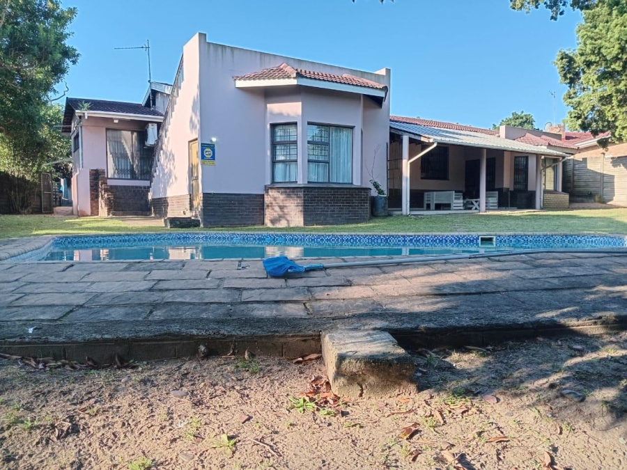 4 Bedroom Property for Sale in Meer En See KwaZulu-Natal