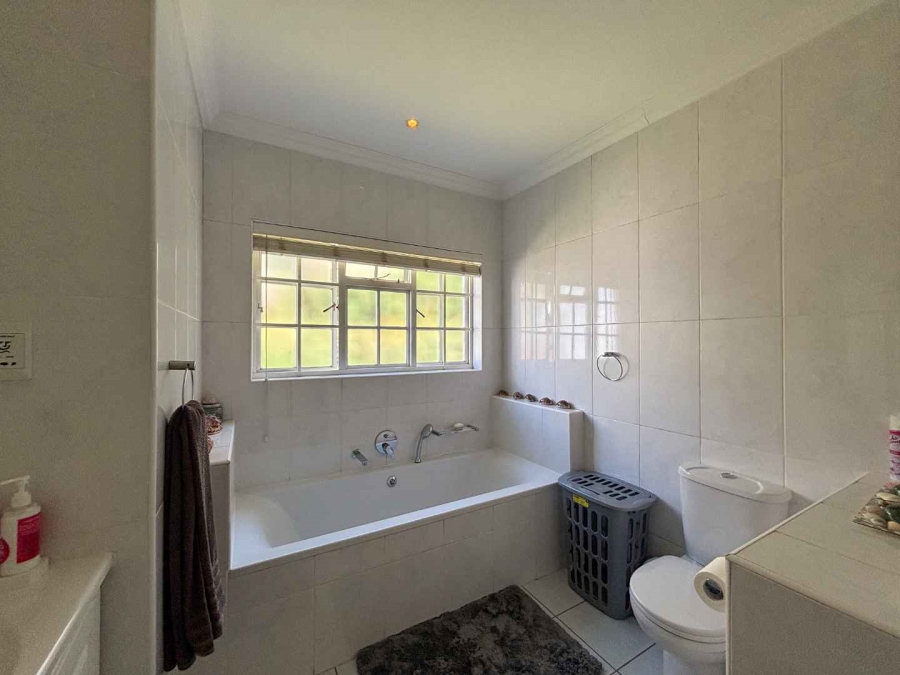 4 Bedroom Property for Sale in Oak Park KwaZulu-Natal