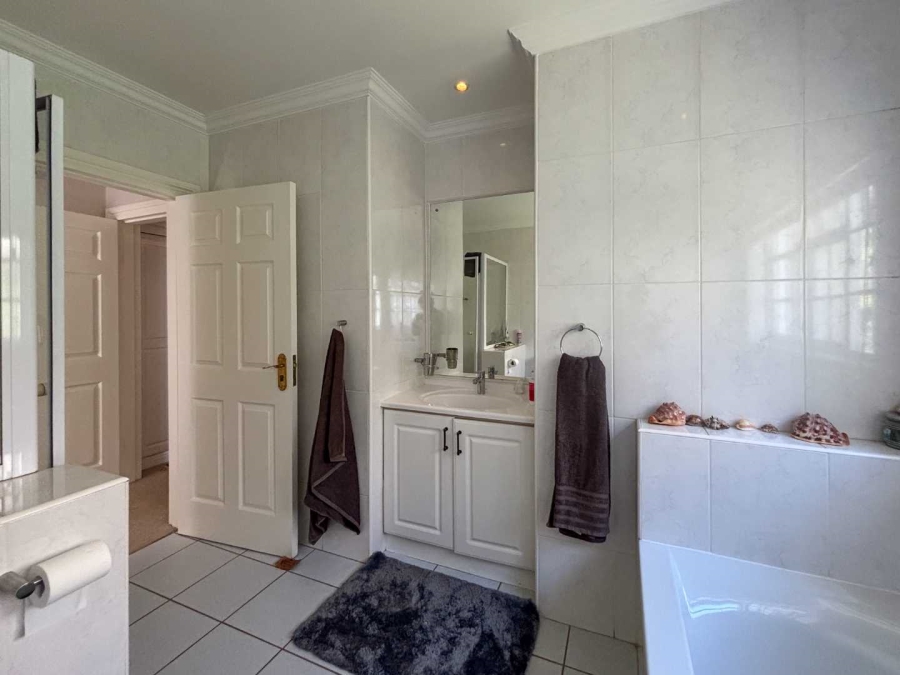 4 Bedroom Property for Sale in Oak Park KwaZulu-Natal