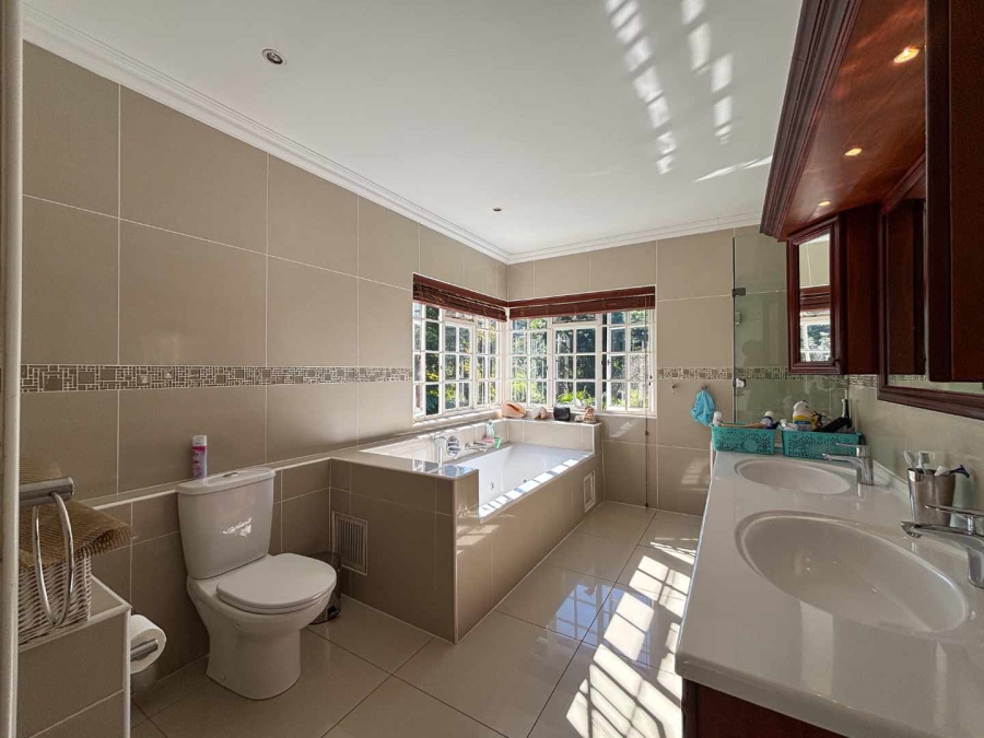 4 Bedroom Property for Sale in Oak Park KwaZulu-Natal