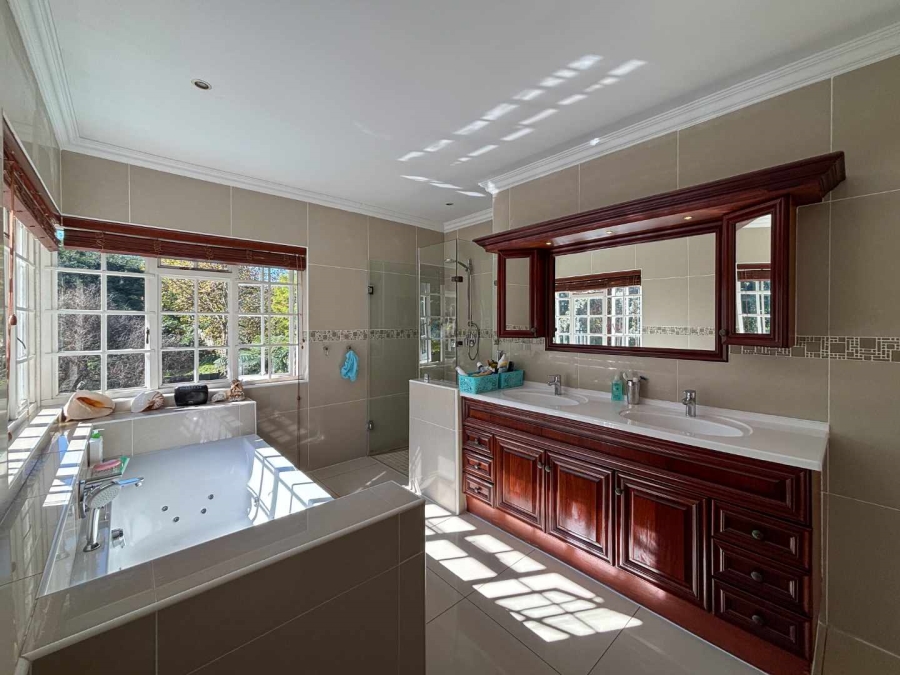 4 Bedroom Property for Sale in Oak Park KwaZulu-Natal