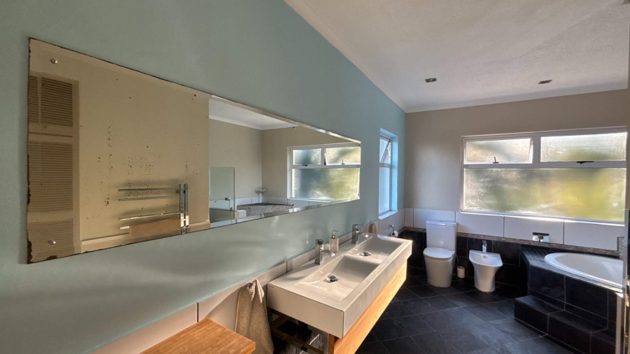 4 Bedroom Property for Sale in Winterskloof KwaZulu-Natal