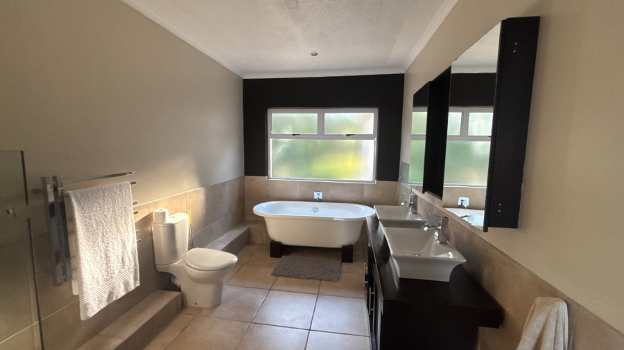 4 Bedroom Property for Sale in Winterskloof KwaZulu-Natal