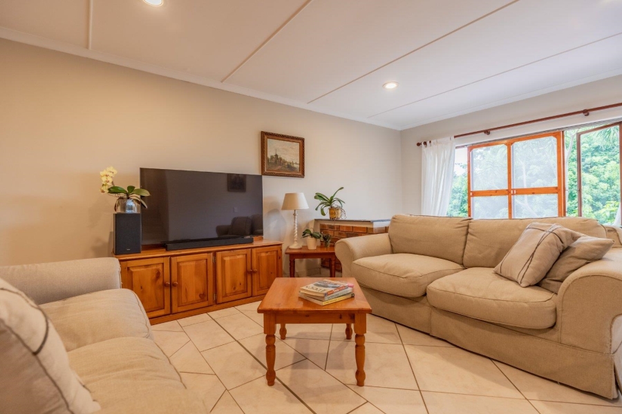 2 Bedroom Property for Sale in Kloof KwaZulu-Natal