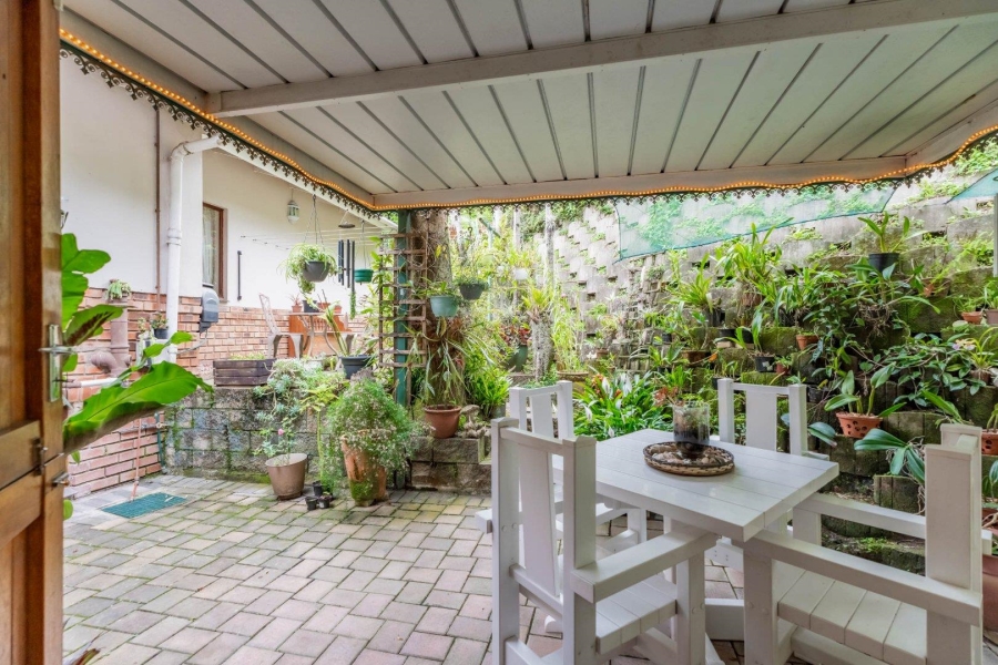 2 Bedroom Property for Sale in Kloof KwaZulu-Natal