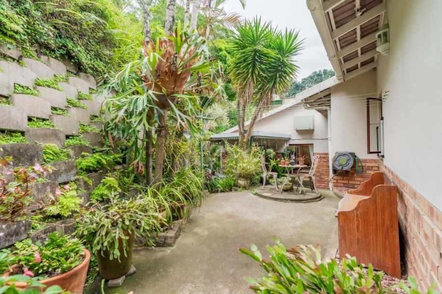 2 Bedroom Property for Sale in Kloof KwaZulu-Natal