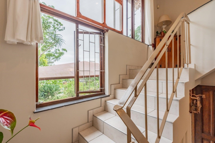 2 Bedroom Property for Sale in Kloof KwaZulu-Natal