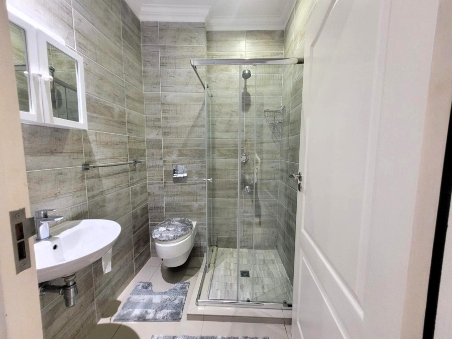 To Let 2 Bedroom Property for Rent in Durban North KwaZulu-Natal