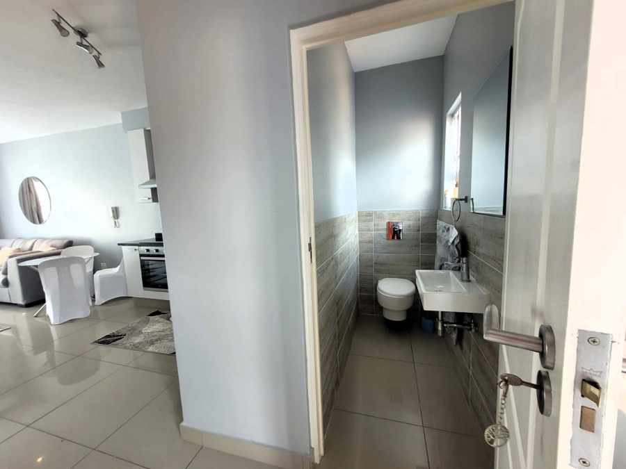 To Let 2 Bedroom Property for Rent in Durban North KwaZulu-Natal