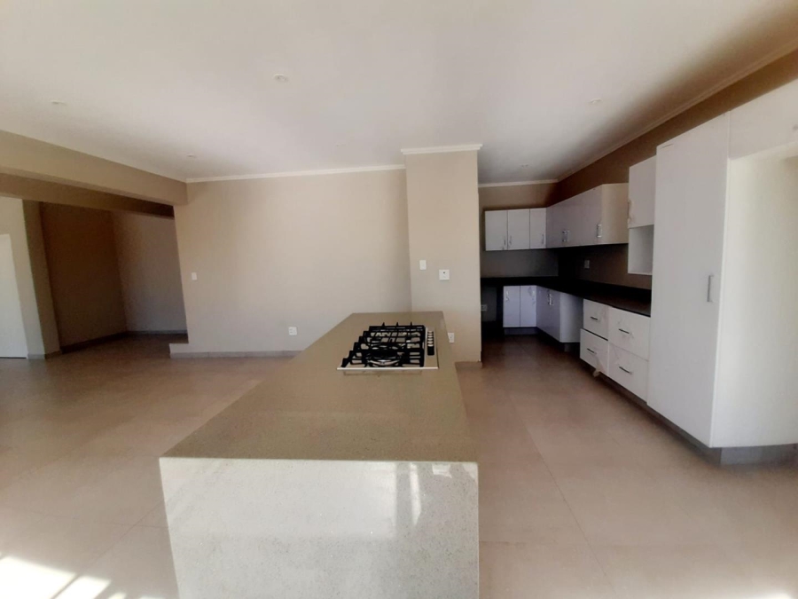 To Let 4 Bedroom Property for Rent in Palm Lakes Estate KwaZulu-Natal
