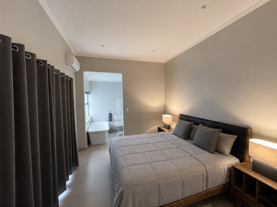 To Let 4 Bedroom Property for Rent in Palm Lakes Estate KwaZulu-Natal