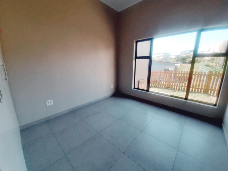 To Let 4 Bedroom Property for Rent in Palm Lakes Estate KwaZulu-Natal