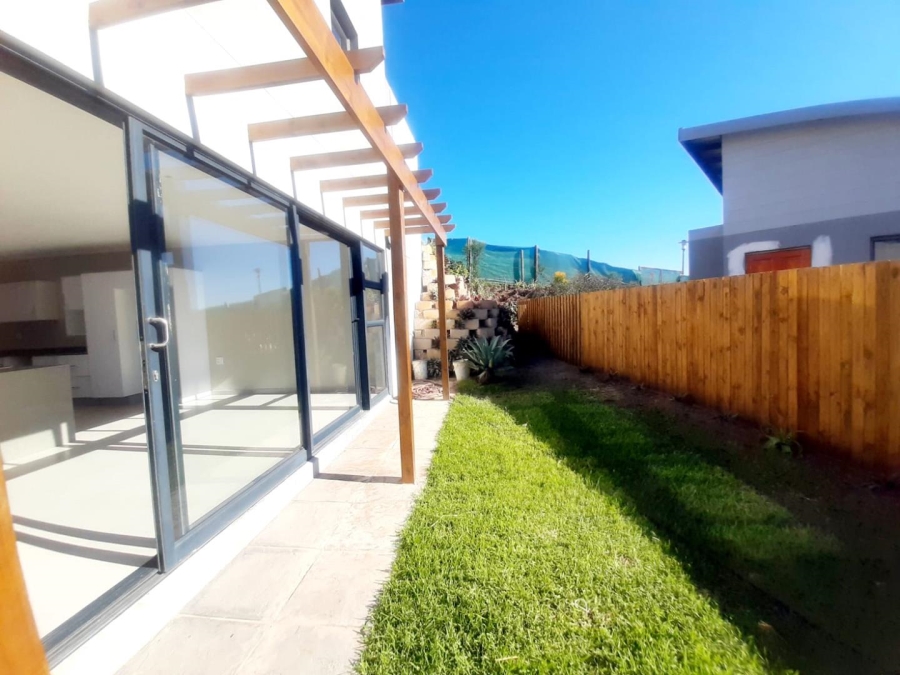 To Let 4 Bedroom Property for Rent in Palm Lakes Estate KwaZulu-Natal