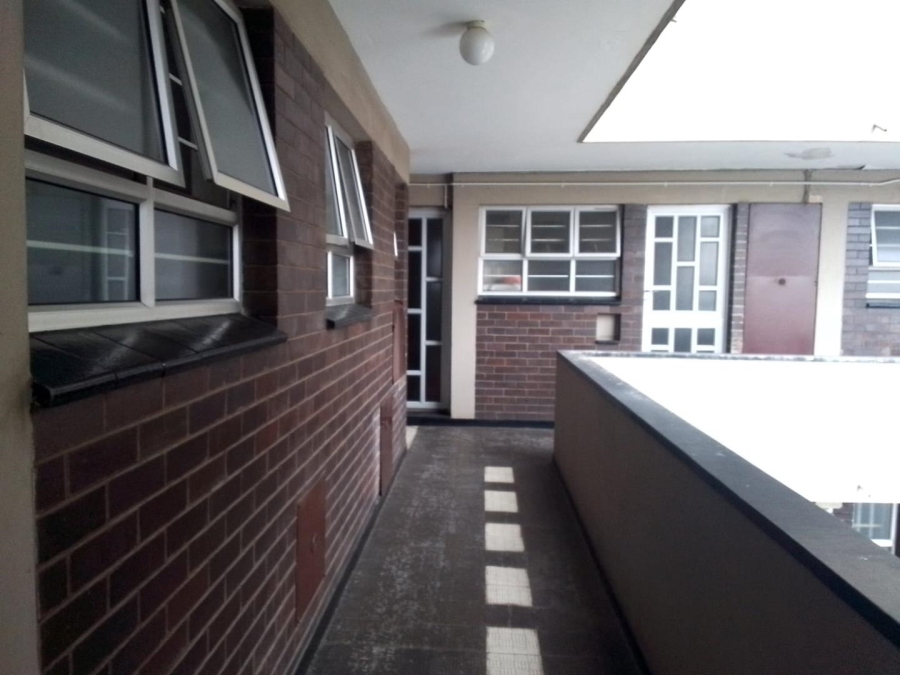 2 Bedroom Property for Sale in Durban Central KwaZulu-Natal