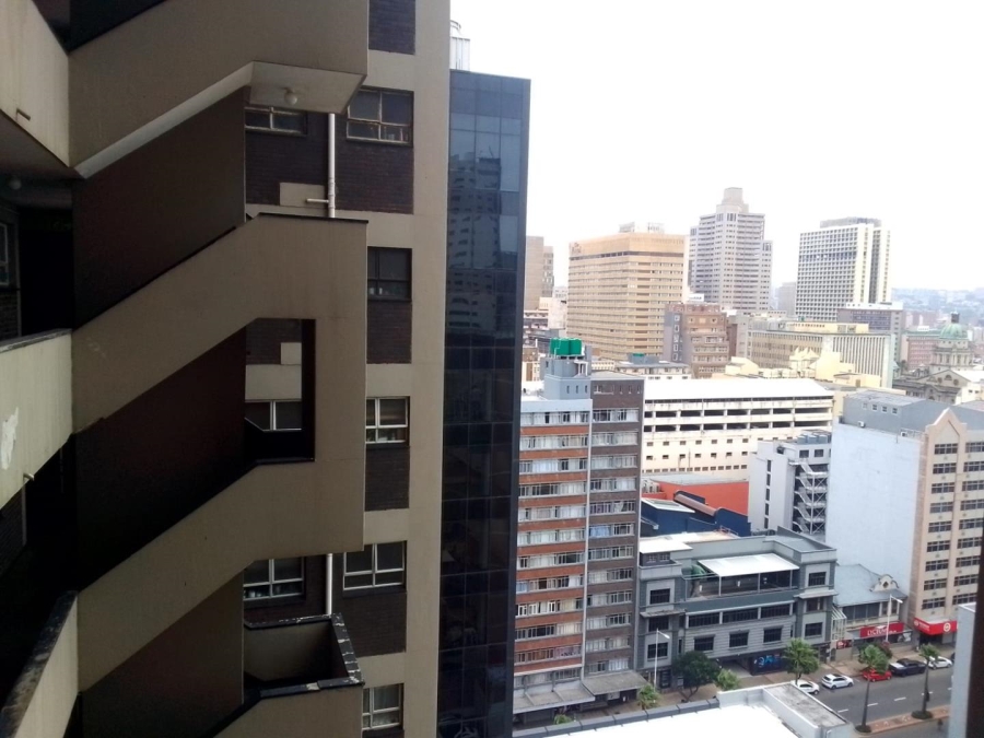 2 Bedroom Property for Sale in Durban Central KwaZulu-Natal