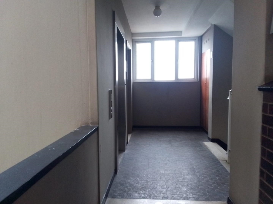 2 Bedroom Property for Sale in Durban Central KwaZulu-Natal