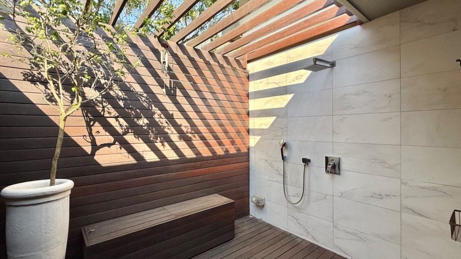 5 Bedroom Property for Sale in Simbithi Eco Estate KwaZulu-Natal