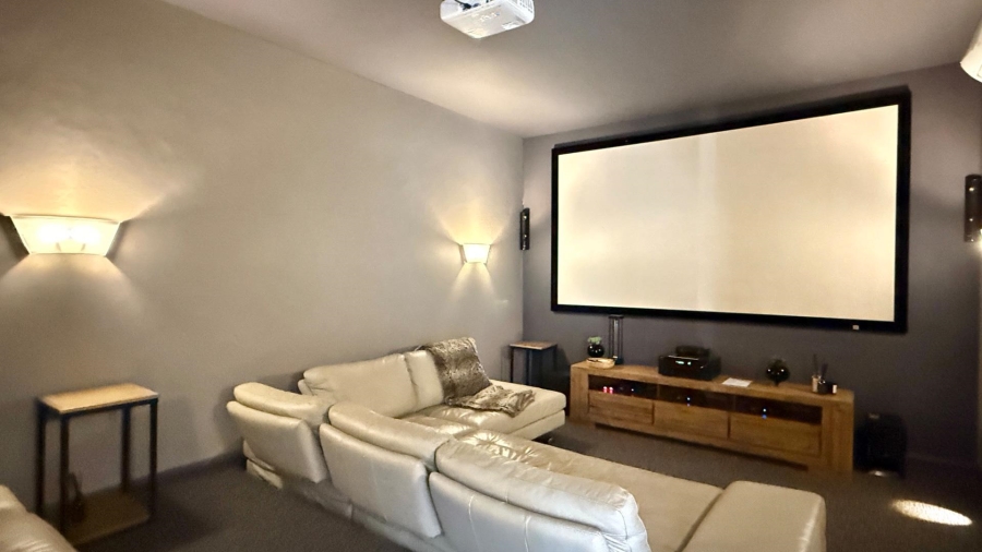 5 Bedroom Property for Sale in Simbithi Eco Estate KwaZulu-Natal