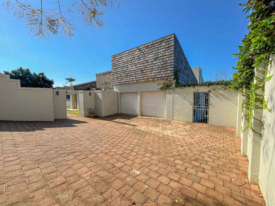 4 Bedroom Property for Sale in Umhlanga KwaZulu-Natal