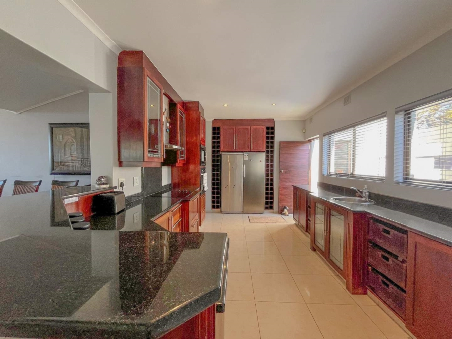 4 Bedroom Property for Sale in Umhlanga KwaZulu-Natal