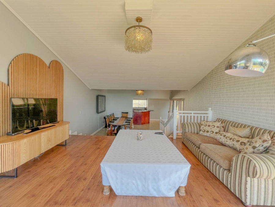 4 Bedroom Property for Sale in Umhlanga KwaZulu-Natal