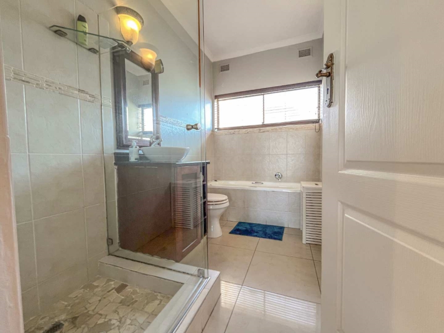4 Bedroom Property for Sale in Umhlanga KwaZulu-Natal