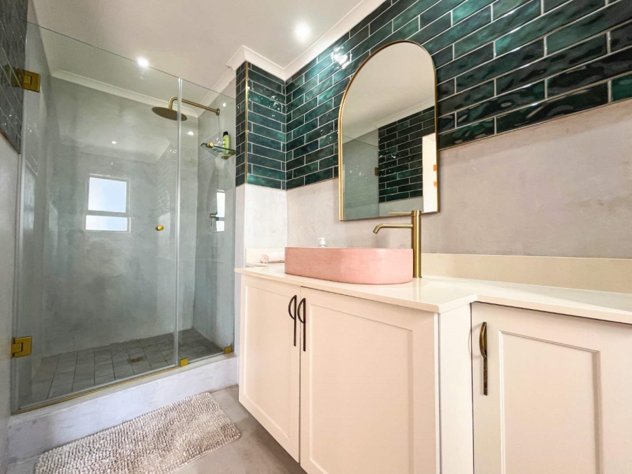 4 Bedroom Property for Sale in Umhlanga KwaZulu-Natal